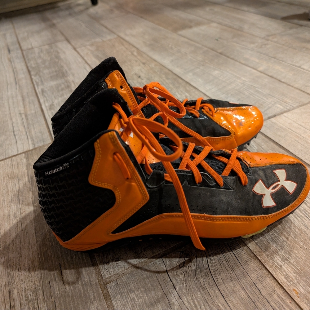 Under armour men's football cleats